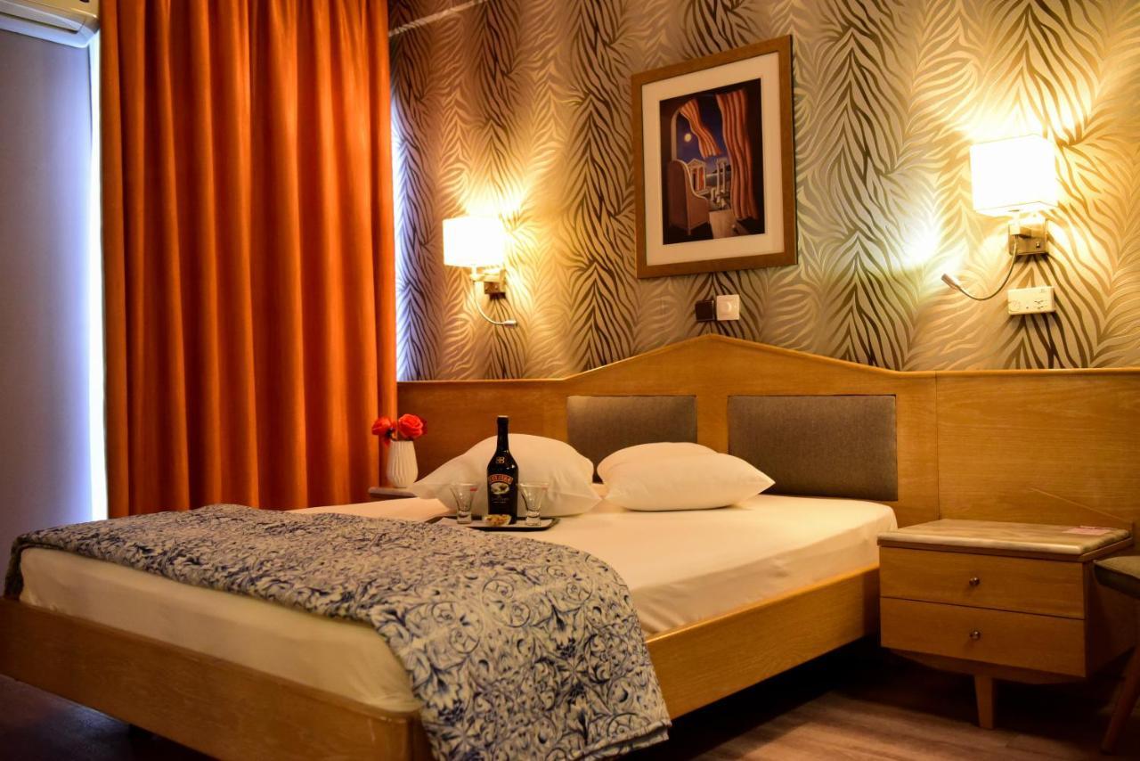 Eva Hotel Pireus Exteriér fotografie